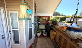 16117 HIGHWAY 101 76, Brookings, OR 97415