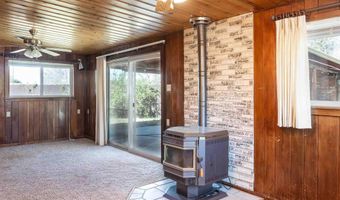 303 MESA Dr, Aztec, NM 87410