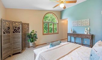 2524 CARRIEDALE Ct, Fitchburg, WI 53711