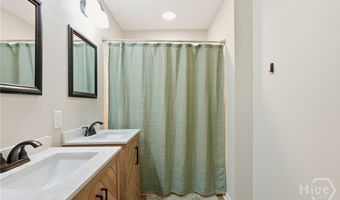 205 Pamela Dr, Allenhurst, GA 31301