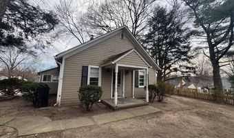 491 N LATHAM St N, Alexandria, VA 22304