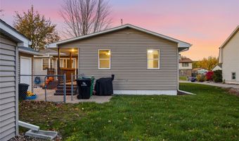 205 NE 9th St, Ankeny, IA 50021