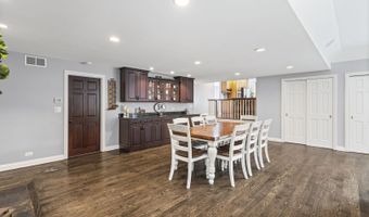 516 S Patton Ave, Arlington Heights, IL 60005