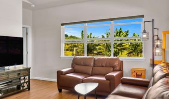 691 Auwaha St A, Haiku, HI 96708