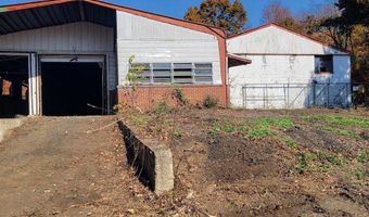 40 Johnson Rd, Bethany, CT 06524