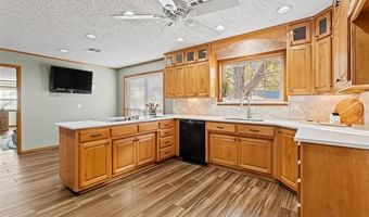 941 SE Paddock Ct, Bartlesville, OK 74006