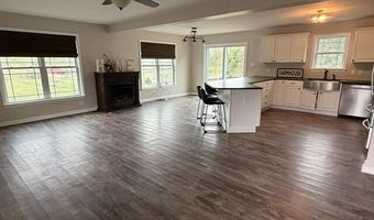 360 Rainbow Ln, Asbury, WV 24916