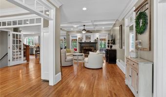 2410 Black Swan Ln NW, Acworth, GA 30101