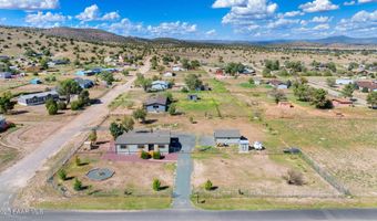2725 N Sioux Dr, Chino Valley, AZ 86323