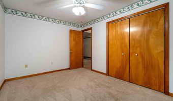 100 W YOUGHIOGHENY Dr, Aurora, WV 26705