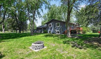 1802 Oak Knoll Dr NE, Alexandria, MN 56308