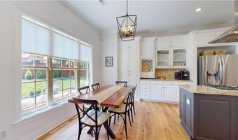 5000 SW Blaire Mont Rd, Bentonville, AR 72713