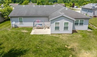 306 Riverview Dr, Albion, IN 46701