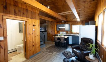 116 Pond St, Newton, NH 03858