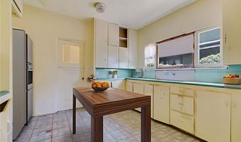 585 Mountain View St, Altadena, CA 91001