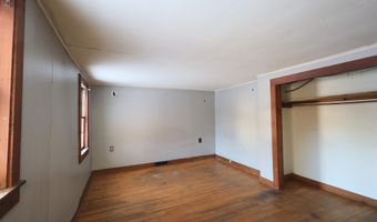197 Smithfield Rd, Belgrade, ME 04917