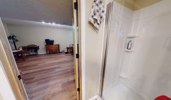 5 Lakeview Dr, Barboursville, WV 25504
