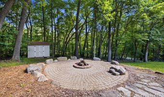 1800 Sterling Oaks Blvd SE, Ada, MI 49301