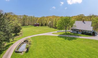 413 Vineyard Point Rd, Guilford, CT 06437