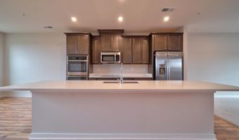 20285 NEWFOUNDLAND Sq, Ashburn, VA 20147