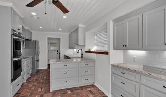 4417 Parkridge Dr, Benton, LA 71006