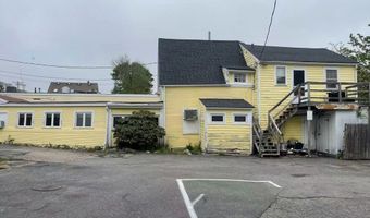517 Main St, Barnstable, MA 02601