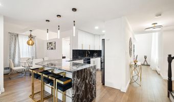 210 Kentucky Way, Freehold, NJ 07728