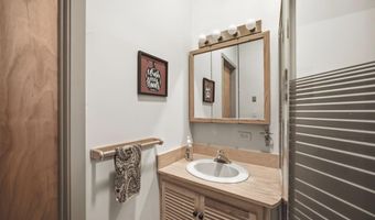 14 Parker Rd 5, Campton, NH 03223