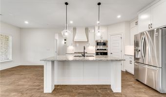 1100 Brandon Way, Bentonville, AR 72713
