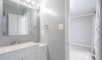 10704 MUIRFIELD Dr, Potomac, MD 20854