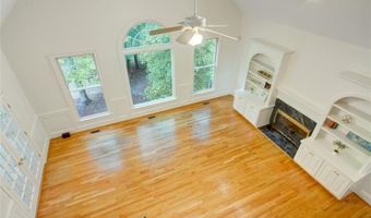 5404 Chaversham Ln, Peachtree Corners, GA 30092