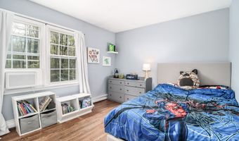 20 Puritan Valley Rd, Brookfield, CT 06804