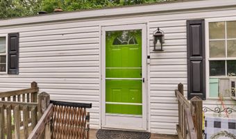 49 Leavitt Rd, Belmont, NH 03220