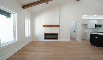 1042 Skyline Dr, Alexander, AR 72103