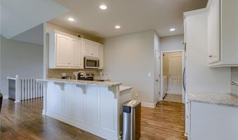 14145 Amanda Ln, Basehor, KS 66007