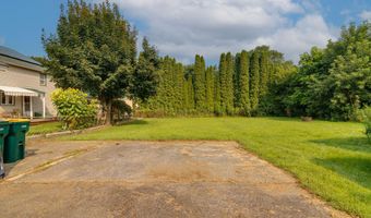 11 Crotteau St, Adams, MA 01220