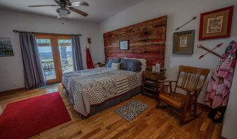 24352 State Highway Ee, Aurora, MO 65605