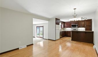 53 Christine Dr, Amherst, NY 14228