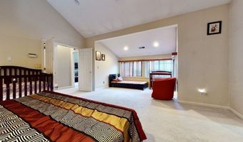 445 Captain Eames Cir 445, Ashland, MA 01721
