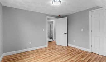 51 Alto St, Cranston, RI 02920