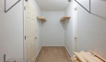 6 Lincoln Hts, Alum Creek, WV 25003