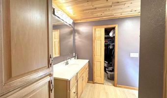 1932 17th St NW, Backus, MN 56435