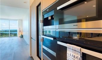 1118 Ala Moana Blvd 1102, Honolulu, HI 96814