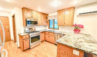 14633 7th Ave NW, Andover, MN 55304