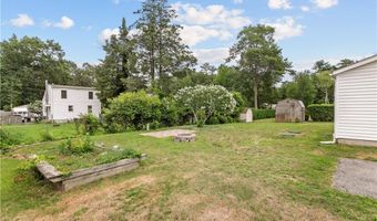 109 W Shore Dr, Coventry, RI 02816