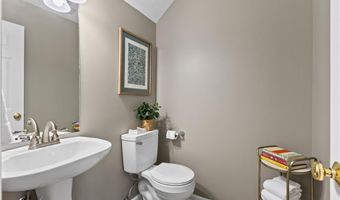 2428 UNIVERSITY Dr 403, Auburn, AL 36830