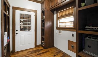 97 Corinth Rd, Albertville, AL 35951