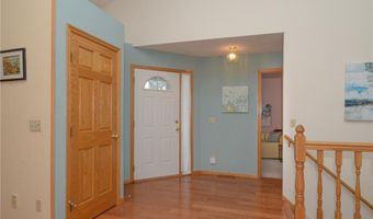 2617 Rivers Bluff Ln, Anoka, MN 55303