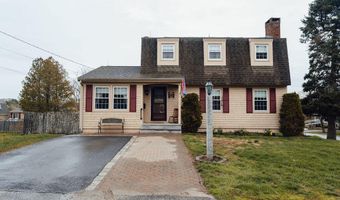 3 Mathews Ave, Bath, ME 04530