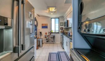 100 S Berkley Sq 1N, Atlantic City, NJ 08401